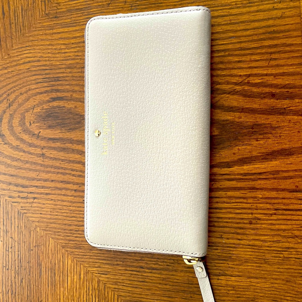 Bone Colored Kate Spade Wallet
